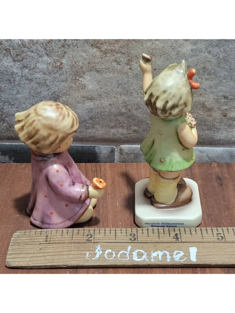 Goebel MI Hummel Figurines Lot of 2 Forever Yours 793 & One For You Me 482 TMK7